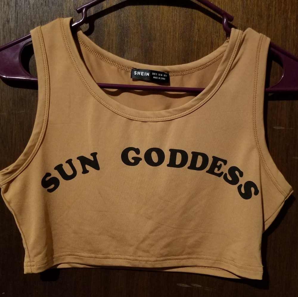 Crop top